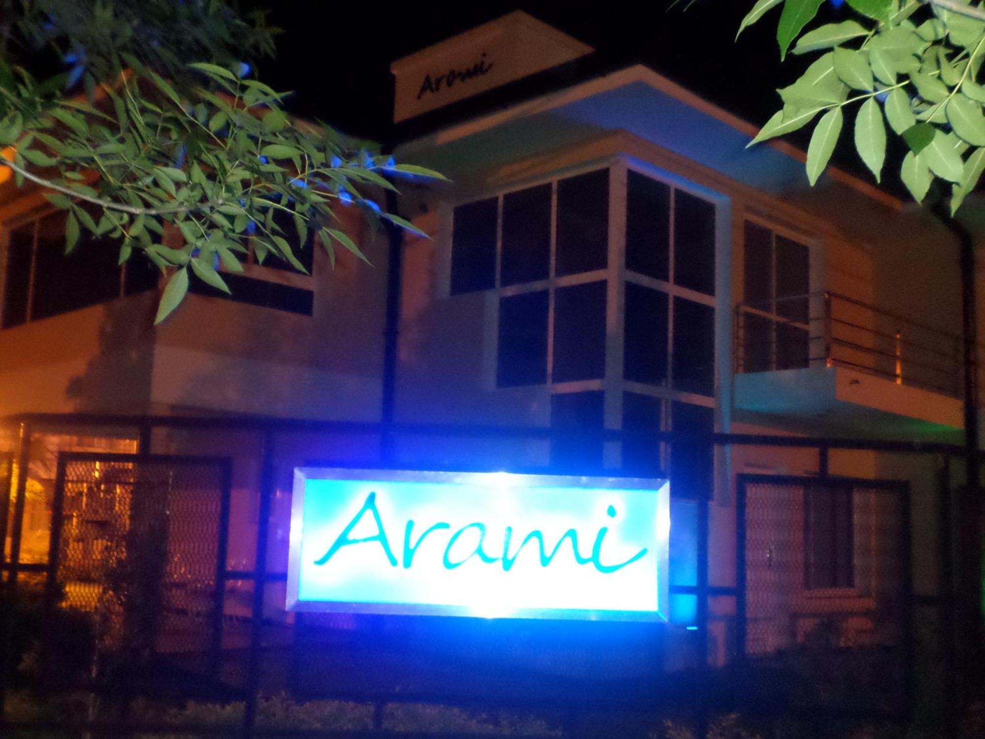 Complejo Arami Apart Colón المظهر الخارجي الصورة